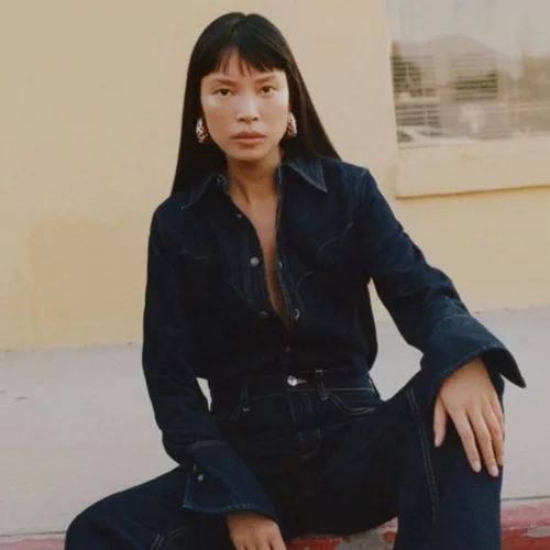 Τα κομψά τζιν παντελόνια από τη Mango που κοστίζουν έως 50 ευρώ για να ανανεώσεις τη συλλογή σου