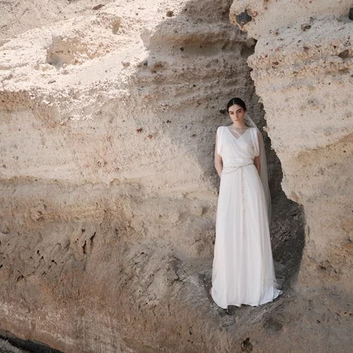 Αιθέριες δημιουργίες |  Ανακάλυψε το ιδανικό νυφικό στο Bridal Sample Sale της σχεδιάστριας Ioanna Kourbela