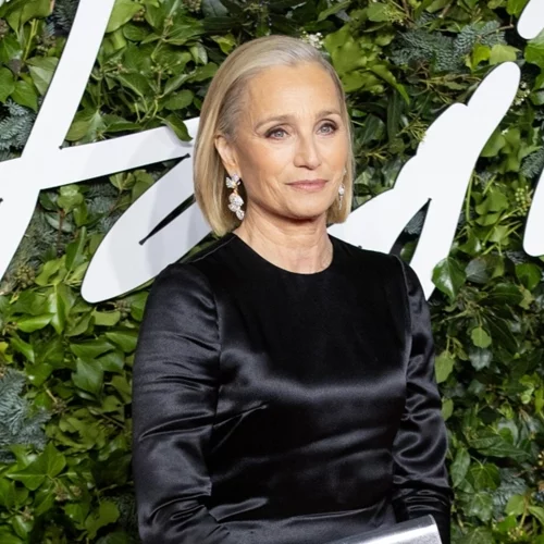 H Kristin Scott Thomas σκηνοθετεί τη Sienna Miller, την Scarlett Johansson και τον εαυτό της