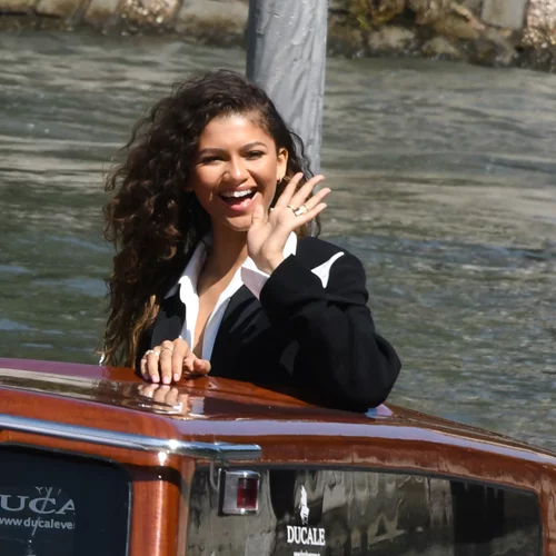 H Zendaya έκανε το κούρεμα που είναι ό,τι πρέπει αν έχεις σγουρά μαλλιά με όγκο