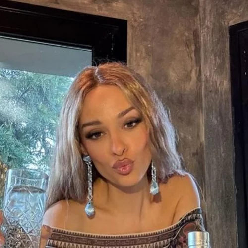 Ελένη Φουρέιρα | Σε luxury δείπνο στο Πόρτο Χέλι με την υπογραφή του Jean Paul Gaultier