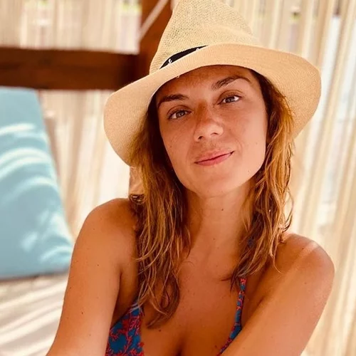 Βάσω Λασκαράκη | Αυτό είναι το προϊόν που δεν λείπει από τη βραδινή της ρουτίνα το καλοκαίρι