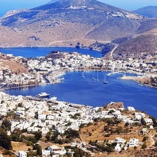 Τα 28 ιδανικά μέρη για διακοπές στην Ελλάδα το 2024 σύμφωνα με τους Times της Μ.Βρετανίας