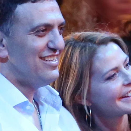 Τζένη Μπαλατσινού | Σε ελληνορθόδοξο ναό της Νέας Υόρκης μαζί με τον Βασίλη Κικίλια και τον γιο τους, Παναγιώτη - Αντώνιο