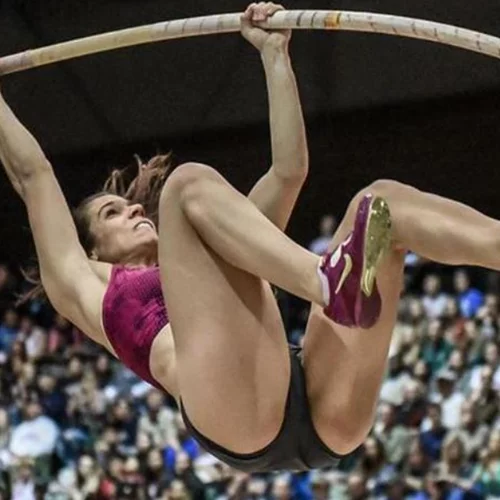 Αντιδράσεις για την ανάρτηση της Κατερίνας Στεφανίδη υπέρ των γάμων ομοφυλοφίλων - "Οσοι με απειλούν τους μπλοκάρω"