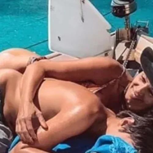 Έλλη Κοκκίνου | Σπάνιες φωτογραφίες του έφηβου γιου της, Αλέξανδρου, με αφορμή τα γενέθλιά του