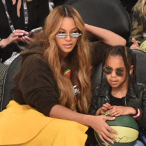 Beyoncé | Η κόρη της Blue Ivy ποζάρει με τα ρούχα της νέας συλλογής της