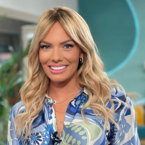 Celebrity News | Η φωτογραφία της Μαλέσκου με την αδερφή της, τα νεύρα στο Survivor με τον Εμμανουήλ και η πρεμιέρα του "Εκατομμυριούχου"