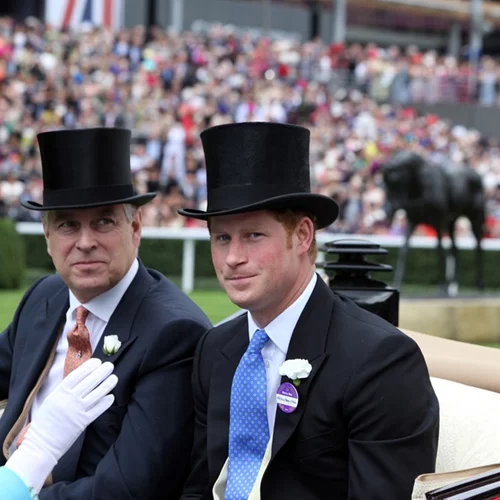 Γιατί όλοι συγκρίνουν τον πρίγκιπα Harry με τον πρίγκιπα Andrew;