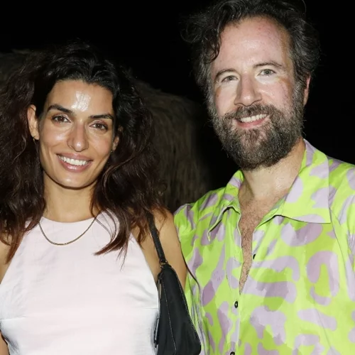 Η Τόνια Σωτηροπούλου φόρεσε το πιο χρήσιμο φόρεμα από την Η&Μ για το φθινόπωρο