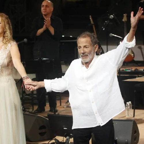 Σταύρος Ξαρχάκος & Ηρώ Σάια | Αδημοσίευτες φωτογραφίες από τον γάμο τους στη Βάρκιζα