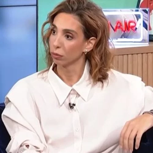 'Ελενα Χαραλαμπούδη | Ποιος είναι ο γοητευτικός σύζυγος της "5 minute mum"