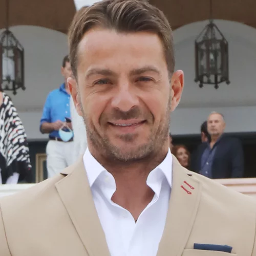 Γιώργος Αγγελόπουλος | "Μου αρέσουν πολύ τα δάχτυλα στα πόδια μίας γυναίκας"