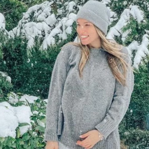 "Ξεκούραση τώρα" | Η εξάντληση της Αθηνάς Οικονομάκου στον έβδομο μήνα της εγκυμοσύνης