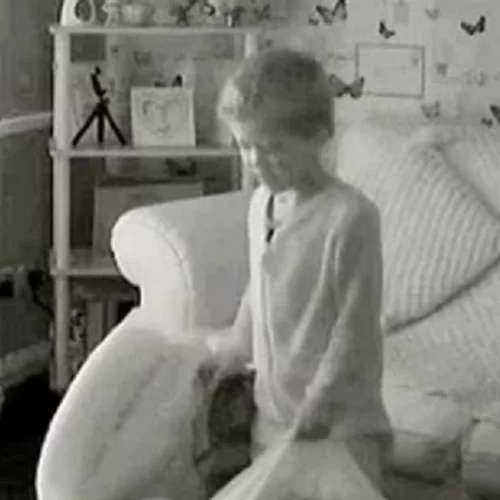 Αγγλία | Η τραγική ιστορία και ο θάνατος του 6χρονου Arthur που "δεν τον αγαπούσε κανείς"- Η γιαγιά είχε προειδοποιήσει αλλά... (βίντεο)