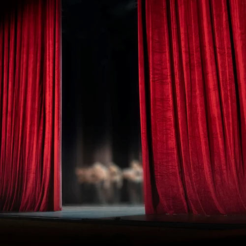 Στο μικροσκόπιο του εισαγγελέα πασίγνωστος ηθοποιός για δύο απόπειρες βιασμού