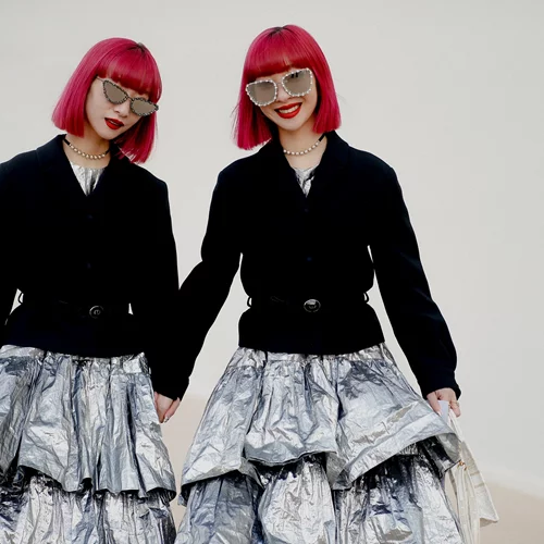 Τα κομψά αξεσουάρ που χρειάζεται μία fashion insider την άνοιξη