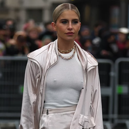 Βαρέθηκες τα denim παντελόνια; Αυτά είναι τα εναλλακτικά bottoms που μπορείς να φορέσεις την άνοιξη