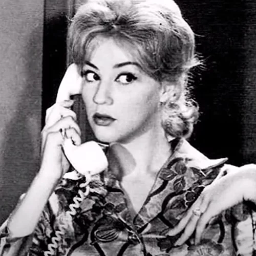 55 χρόνια πριν | Η Ζωή Λάσκαρη είχε υιοθετήσει το στυλ που λατρεύουν οι Γαλλίδες