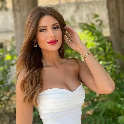 Ανθή Σαλαγκούδη | Ο πανάκριβος καφές που ήπιε στο Παρίσι - Η αντίδρασή της