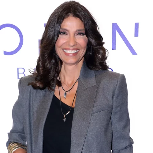 H εμφάνιση της Πόπης Τσαπανίδου με το αγαπημένο παντελόνι των Γαλλίδων