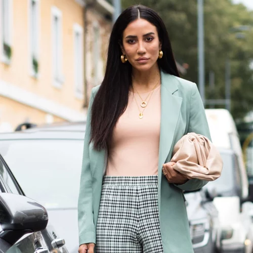 10 Mango τσάντες στις πιο ιδιαίτερες αποχρώσεις της άνοιξης που θα αναβαθμίσουν τα looks σου