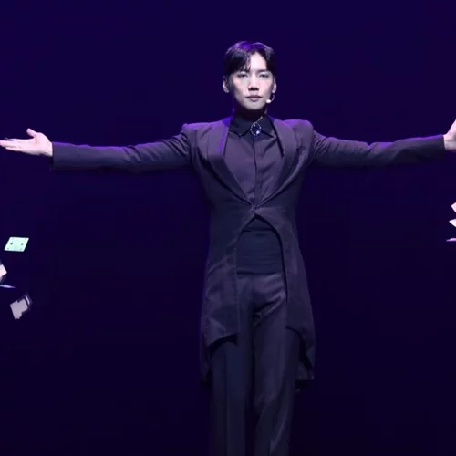 Ψευδαισθήσεις στο φαντασμαγορικό show "C'est la Magie" στo Christmas Theater!