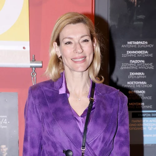 "Δυνατοί κοιλιακοί": Η θαυματουργή άσκηση που κάνει η Ζέτα Δούκα και λατρεύουν οι γυναίκες