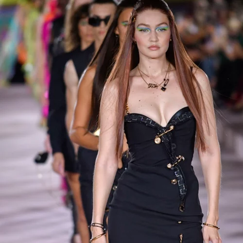 Τα 6 fashion trends με τα οποιά μπορείς να κάνεις "ποδαρικό" στο 2022