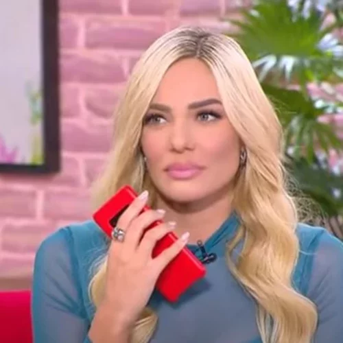 Μαλέσκου για Ράδιο Αρβύλα | "Ο Αντώνης Κανάκης χρέωσε την ευθύνη στην Πολιτεία - Έχω μάθει να ζητάω συγγνώμη..." (Βίντεο)