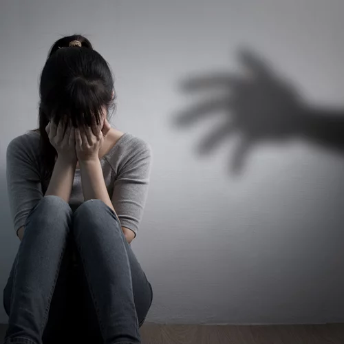 Γυναικοκτονία στη Θεσσαλονίκη | Στον εισαγγελέα ο 48χρονος - "Σε παρακαλώ μη με σκοτώσεις", φώναζε η 56χρονη