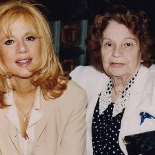 Αλίκη Βουγιουκλάκη | Ο 88χρονος αδερφός της, Αντώνης, στο μνημόσυνό της