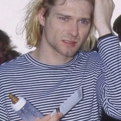 Kurt Cobain | "Γελάνε με εμένα επειδή είμαι διαφορετικός, γελάω με όλους γιατί είναι ίδιοι".