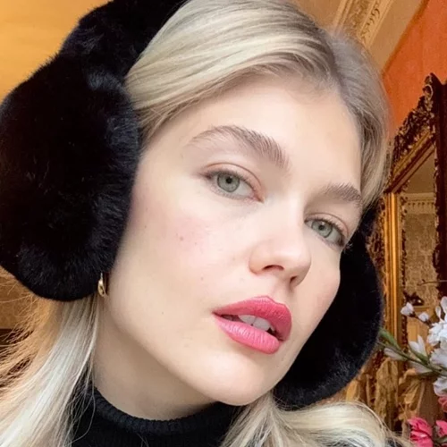 Η Κλέλια Ανδριολάτου ταξίδεψε στον απόλυτο χριστουγεννιάτικο προορισμό | Οι εντυπωσιακές φωτογραφίες