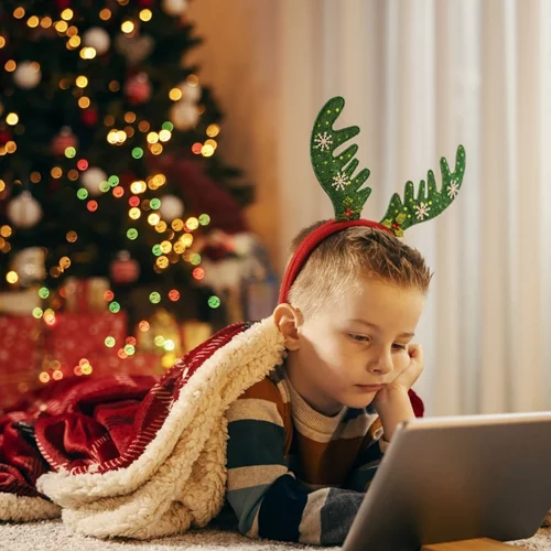 Μήπως η AI χαλάει τη μαγεία των Χριστουγέννων για τα παιδιά;