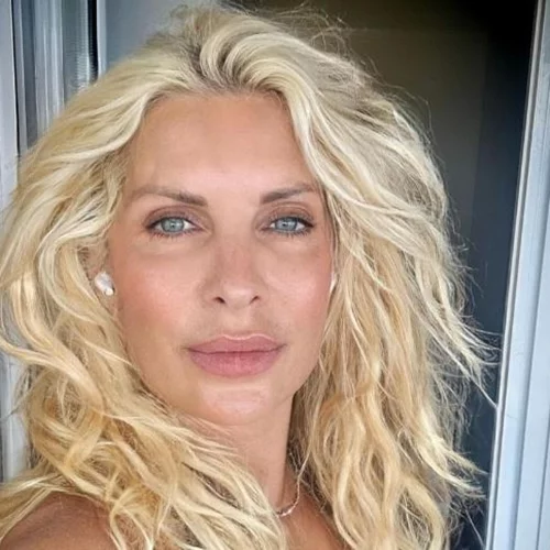 Η διαφορετική φωτογραφία της Ελένης Μενεγάκη