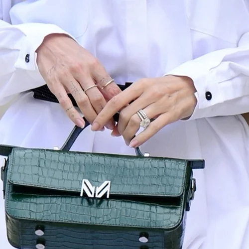 Γαλλικό μανικιούρ | Οι 10 πιο updated εκδοχές του θα σε πείσουν πως κάθε άλλο παρά βαρετό δεν είναι