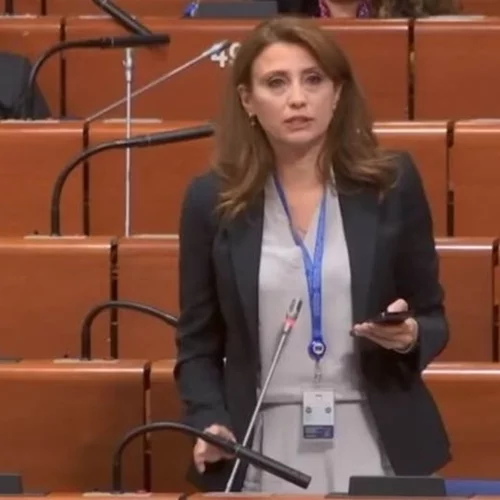 Επεισόδιο με τον Αλβανό πρωθυπουργό και τη Νίνα Κασιμάτη – Προσβλητική απάντηση "στην κυρία, την Ελληνίδα"