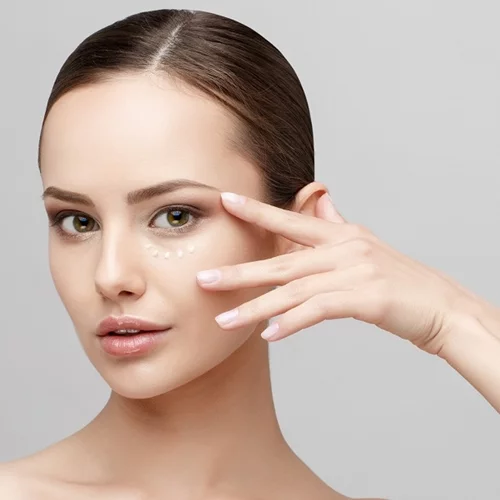 Botox-Like | 5 κρέμες ματιών που όντως κάνουν το βλέμμα να δείχνει πιο νεανικό