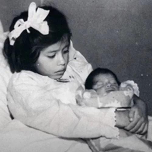 Λίνα Μεδίνα | Η νεότερη μητέρα στην ιστορία της ιατρικής ήταν μόλις 5 ετών