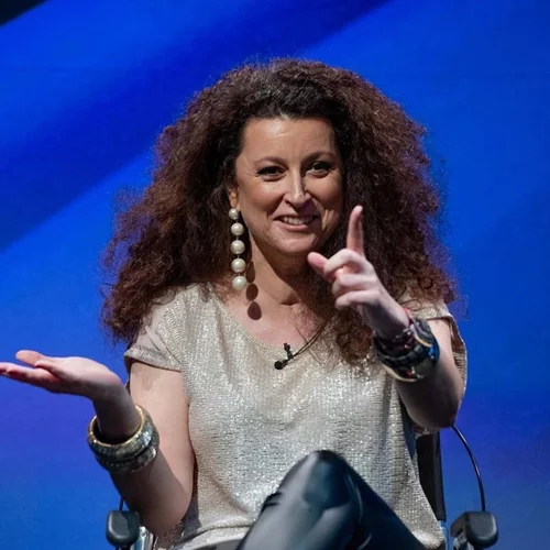 Κατερίνα Βρανά | "Με το stand up ανακαλύπτω καινούργια πράγματα στην κωμωδία και τον εαυτό μου"