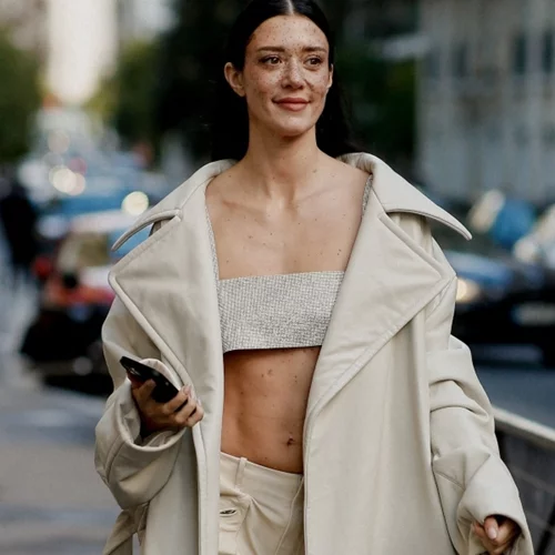 Βρήκαμε το παντελόνι που θα ''μακρύνει'' τα πόδια σου