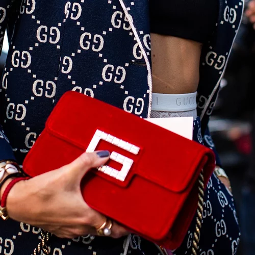 Half Moon | Η νέα μεγάλη τάση στα νύχια θα σε κάνει να ξεχάσεις το γαλλικό