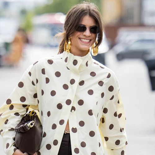 Οι μοντέρνοι τρόποι για να φορέσεις το πουά τώρα και το φθινόπωρο