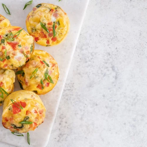 "Muffins" ομελέτας με 3 μόνο υλικά