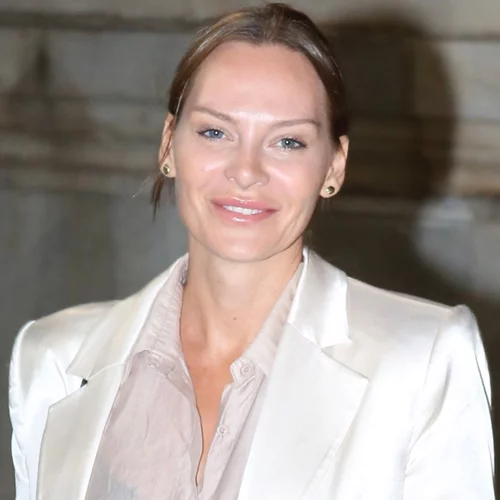 Η Υβόννη Μπόσνιακ επέλεξε τον αλάνθαστο στιλιστικό συνδυασμό με κομμάτια που έχεις σίγουρα στην γκαρνταρόμπα σου