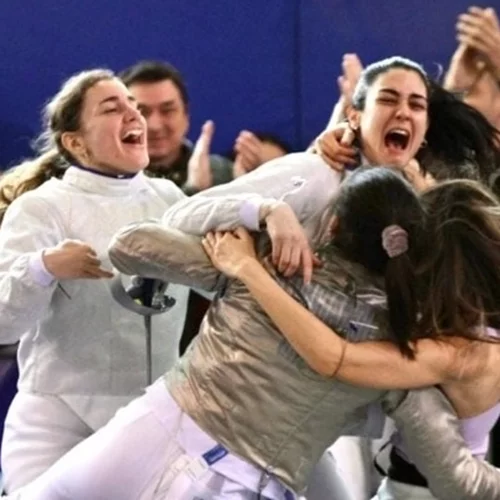 Η ΕΟΕ συνεχάρη την εθνική γυναικών για την 7η θέση στο Παγκόσμιο Κύπελλο Σπάθης