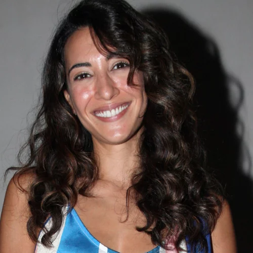 Ψάχνεις το ιδανικό φλοράλ φόρεμα | Η Ευγενία Σαμαρά βρήκε το ιδανικό από την H&M