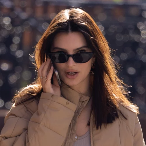 Τα λευκά sneakers που θα φοράς όλο το φθινόπωρο