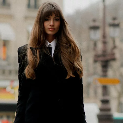 5 stylish combos που θα σε κρατήσουν ζεστή στη χαμηλή θερμοκρασία